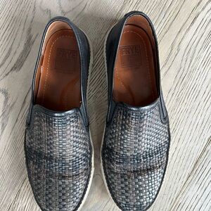 Frye slip on